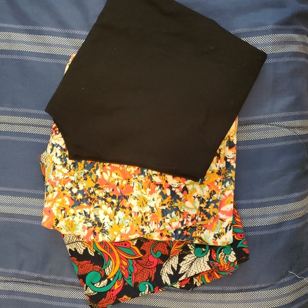 Lot of 3 LuLaRoe Leggings